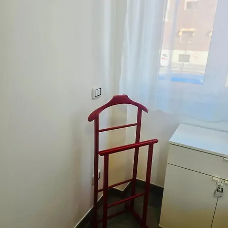 Tolstoi 83 Lägenhet Milano